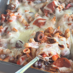 easy-pizza-casserole-recipe-pasta